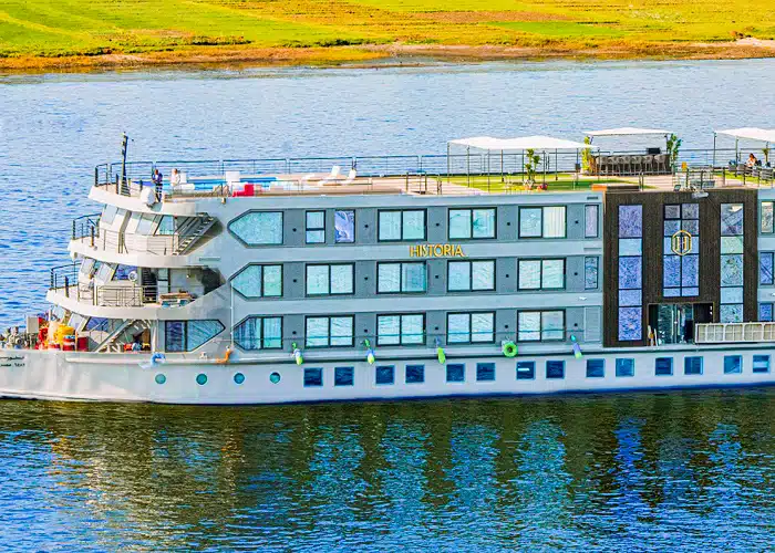 Historia Luxury Cruise