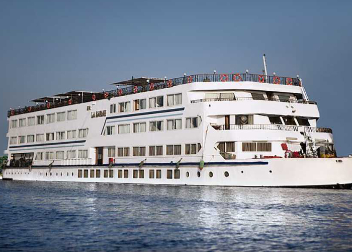 LA Sara Nile Cruise
